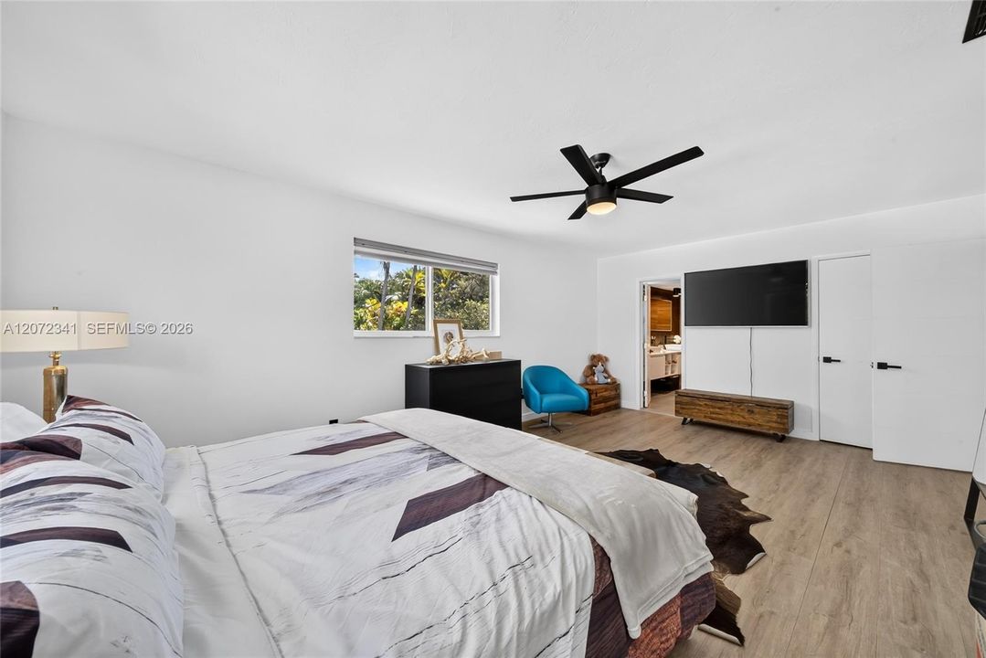 For Rent: $11,500 (4 beds, 3 baths, 2940 Square Feet)