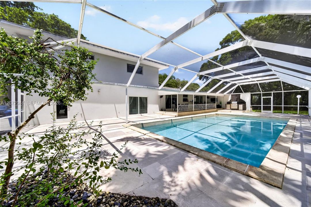 For Rent: $11,500 (4 beds, 3 baths, 2940 Square Feet)