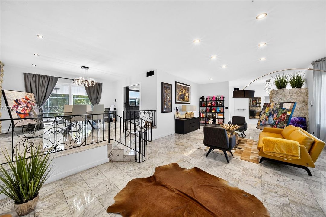 For Rent: $11,500 (4 beds, 3 baths, 2940 Square Feet)