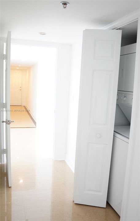For Rent: $3,900 (2 beds, 2 baths, 1375 Square Feet)