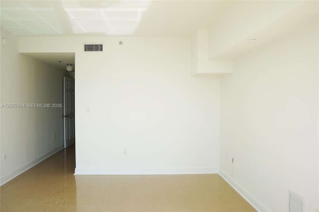 For Rent: $3,900 (2 beds, 2 baths, 1375 Square Feet)