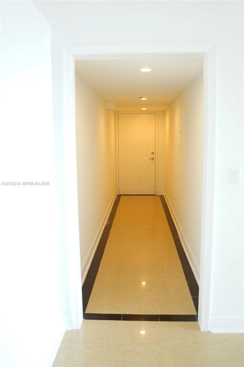 For Rent: $3,900 (2 beds, 2 baths, 1375 Square Feet)