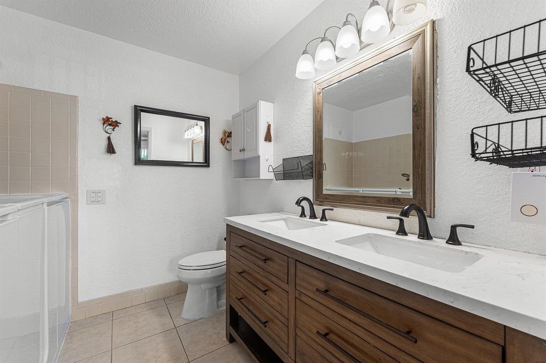 Updated Primary Bathroom