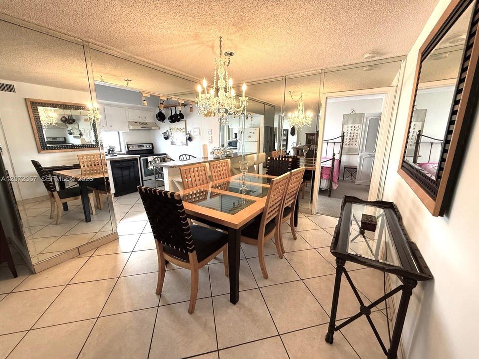 For Rent: $2,700 (2 beds, 2 baths, 1230 Square Feet)