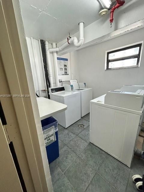 For Rent: $2,700 (2 beds, 2 baths, 1230 Square Feet)
