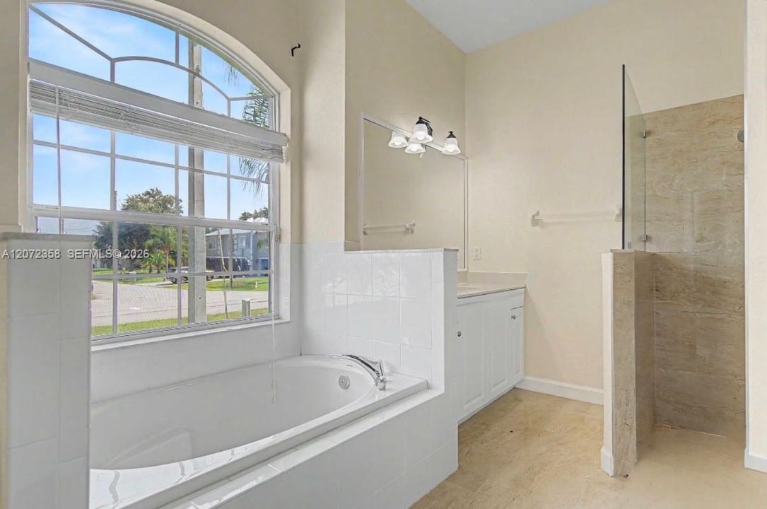For Sale: $444,900 (3 beds, 2 baths, 2058 Square Feet)