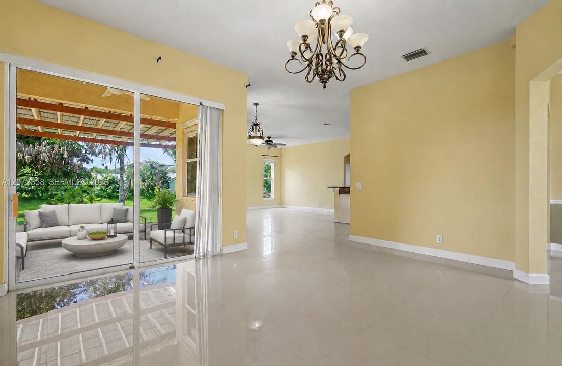 For Sale: $444,900 (3 beds, 2 baths, 2058 Square Feet)