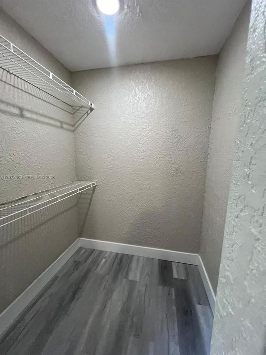 For Rent: $2,400 (2 beds, 2 baths, 1018 Square Feet)