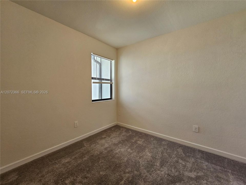 En Venta: $427,500 (3 camas, 2 baños, 1393 Pies cuadrados)