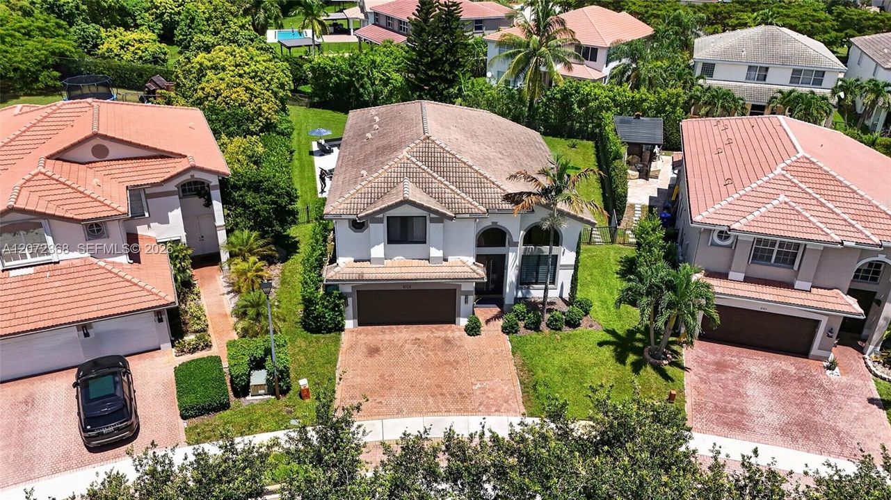 For Sale: $995,000 (4 beds, 4 baths, 2953 Square Feet)