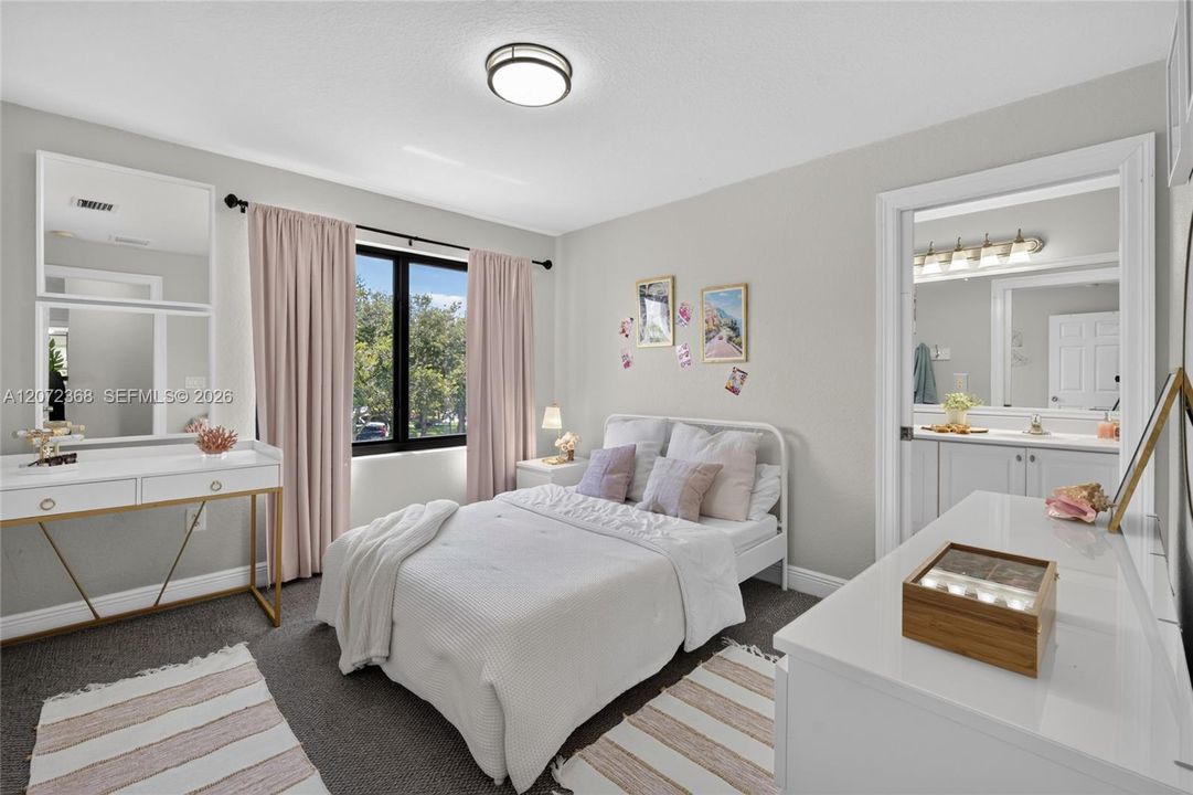 For Sale: $995,000 (4 beds, 4 baths, 2953 Square Feet)