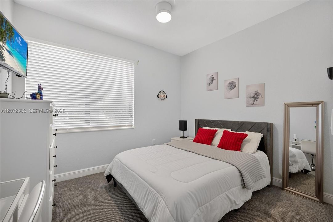 For Sale: $995,000 (4 beds, 4 baths, 2953 Square Feet)