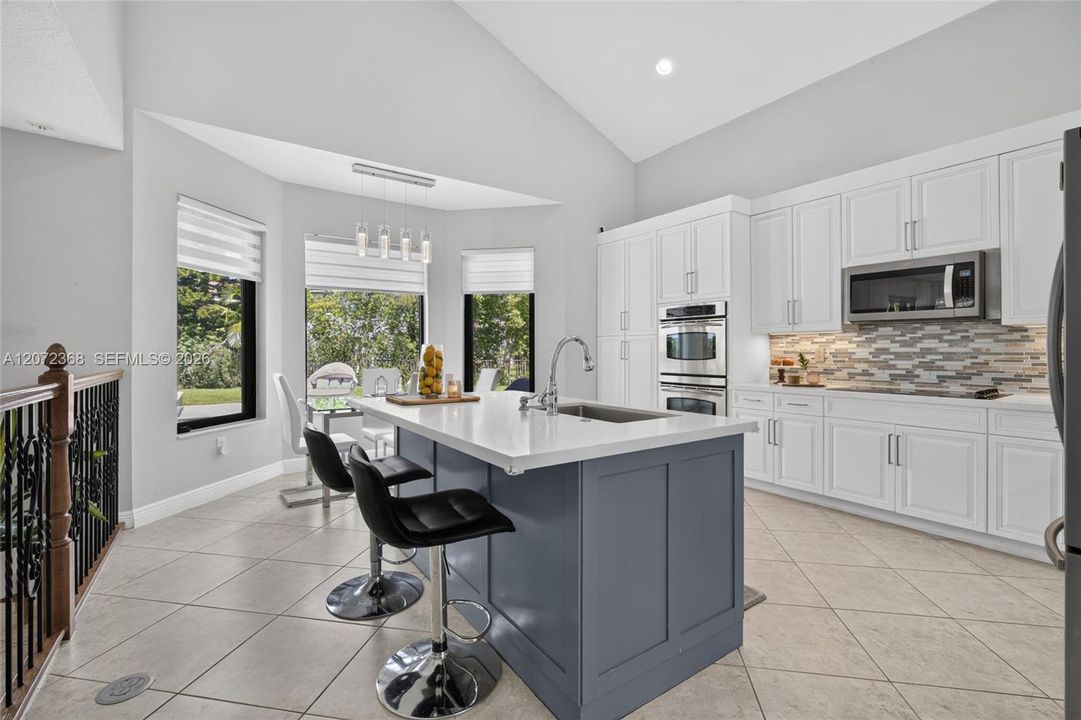 For Sale: $995,000 (4 beds, 4 baths, 2953 Square Feet)