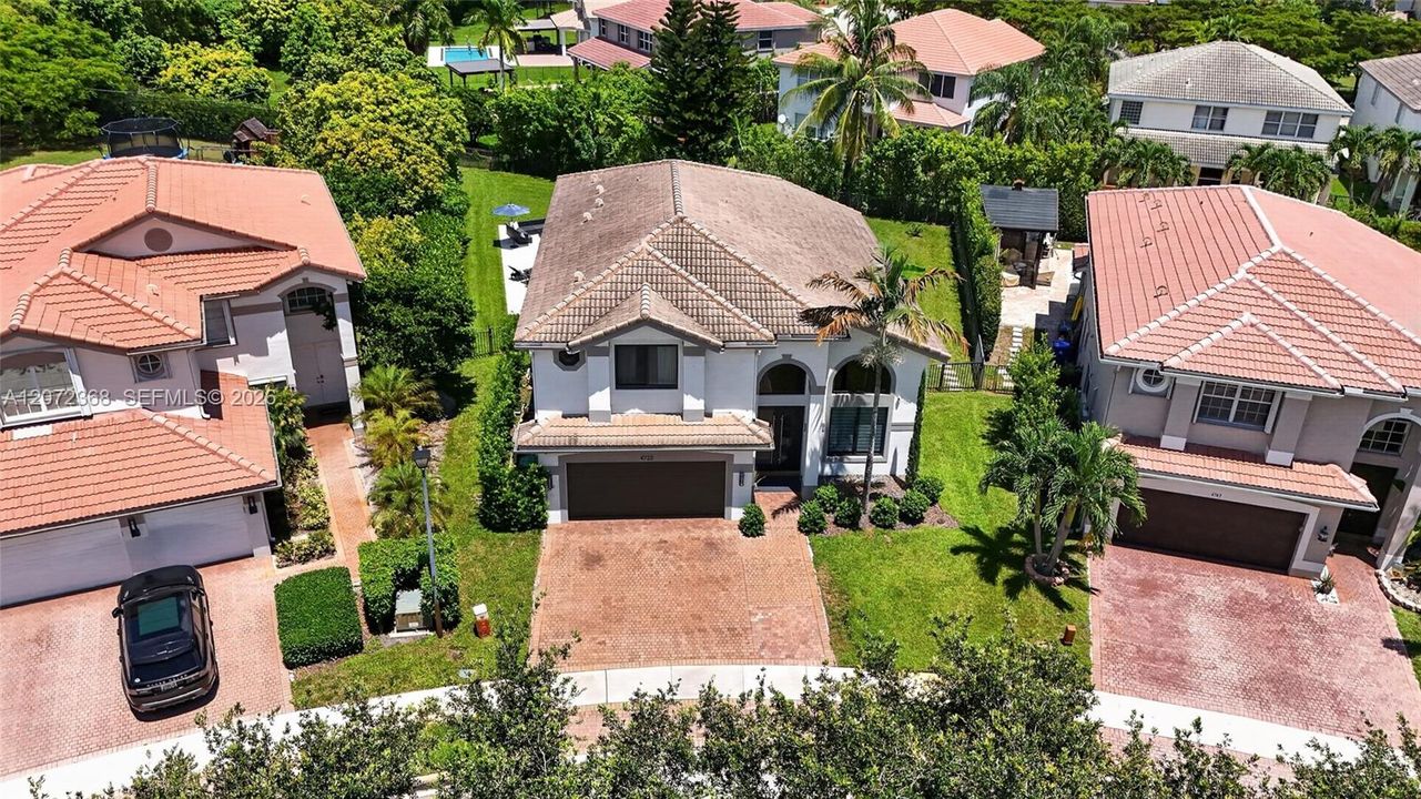 For Sale: $995,000 (4 beds, 4 baths, 2953 Square Feet)