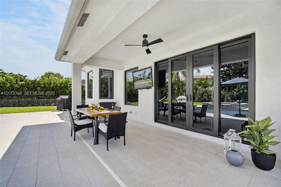 For Sale: $995,000 (4 beds, 4 baths, 2953 Square Feet)
