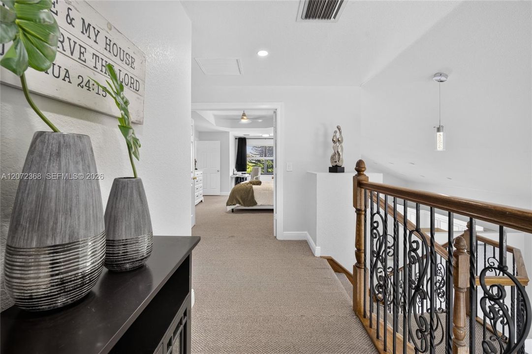 For Sale: $995,000 (4 beds, 4 baths, 2953 Square Feet)