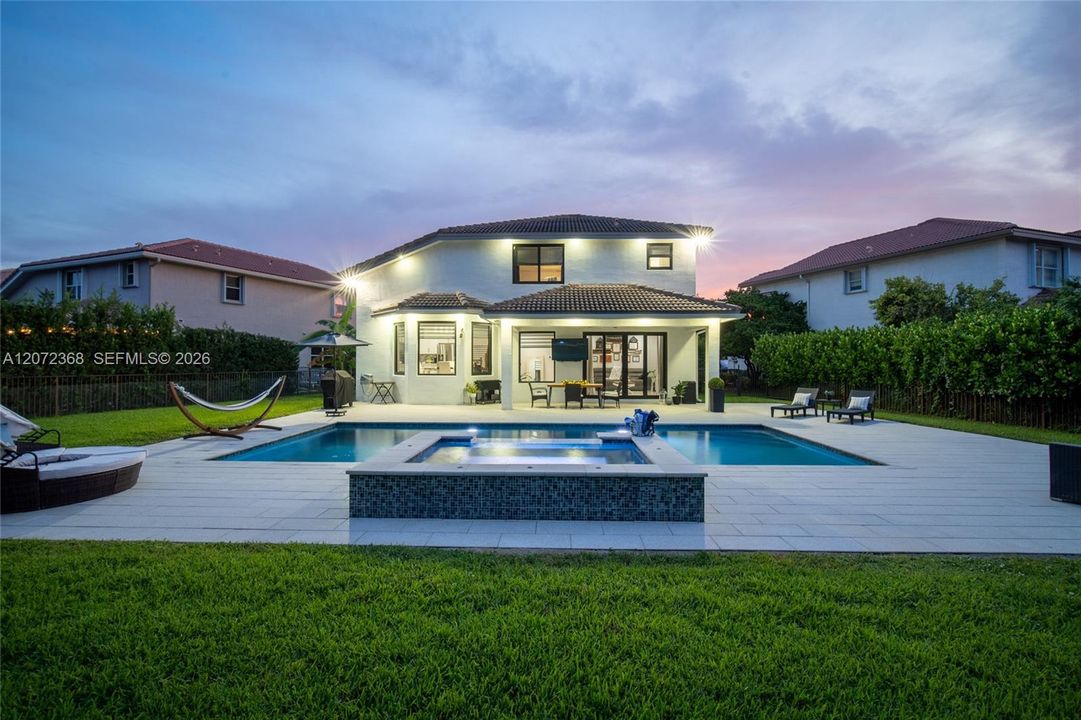 For Sale: $995,000 (4 beds, 4 baths, 2953 Square Feet)