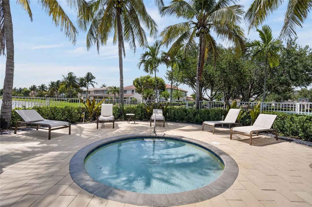 For Sale: $995,000 (4 beds, 4 baths, 2953 Square Feet)