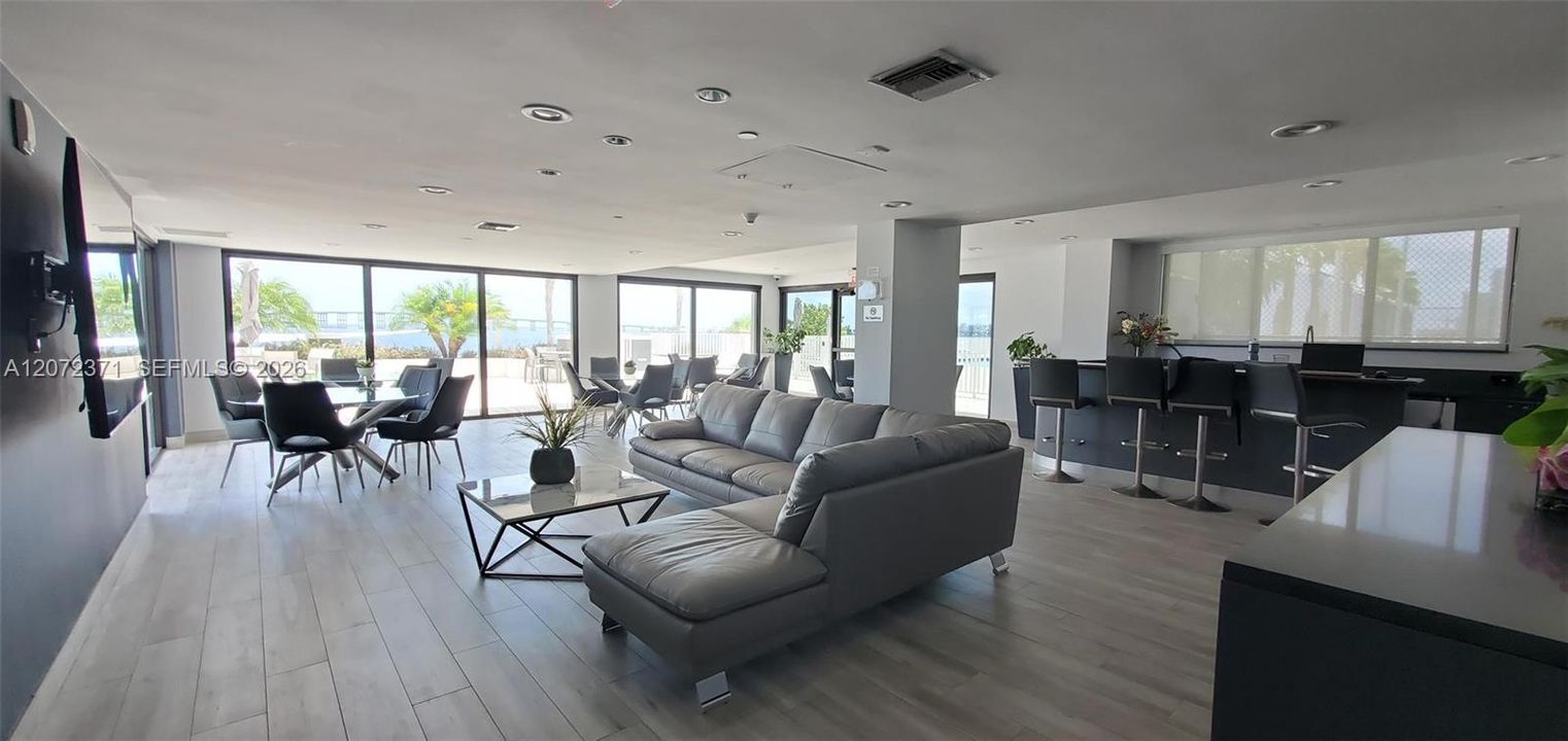lounge room