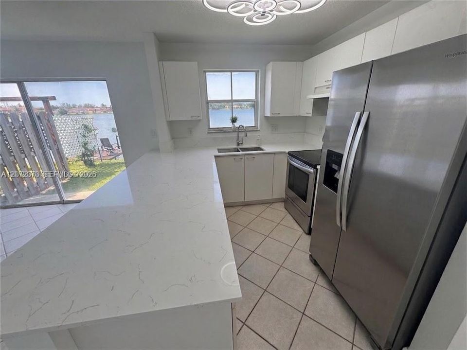 En Venta: $499,800 (3 camas, 2 baños, 1500 Pies cuadrados)