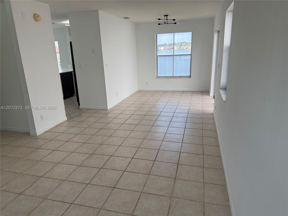 En Venta: $499,800 (3 camas, 2 baños, 1500 Pies cuadrados)