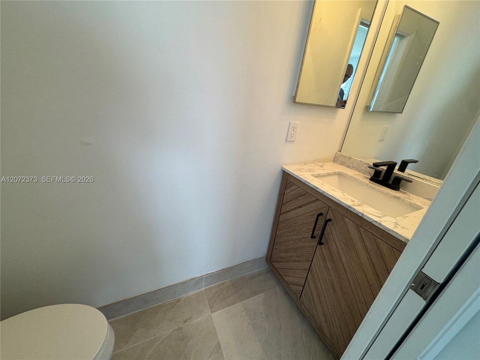 En Venta: $499,800 (3 camas, 2 baños, 1500 Pies cuadrados)