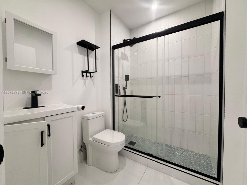 Unit 2F Bathroom 2