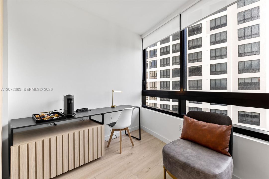 For Rent: $3,400 (1 beds, 1 baths, 558 Square Feet)