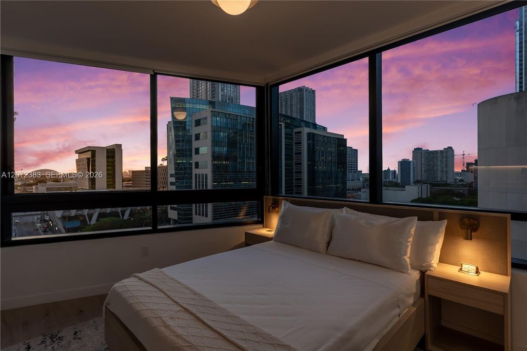 For Rent: $3,400 (1 beds, 1 baths, 558 Square Feet)