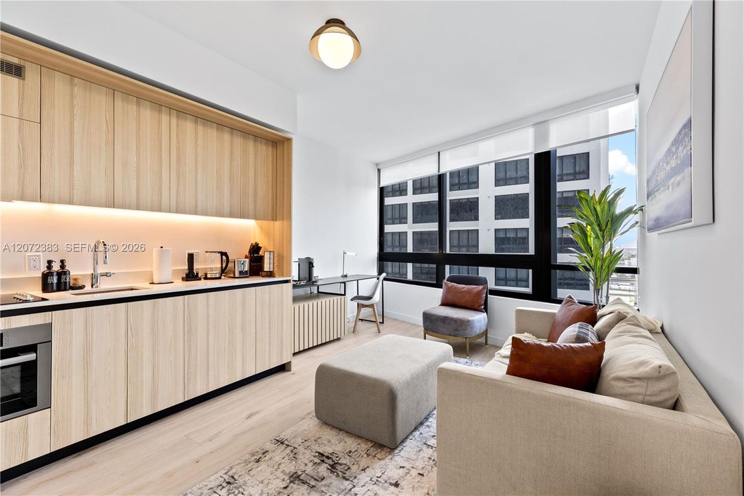 For Rent: $3,400 (1 beds, 1 baths, 558 Square Feet)