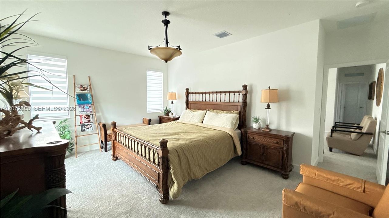 For Rent: $5,500 (3 beds, 3 baths, 1894 Square Feet)