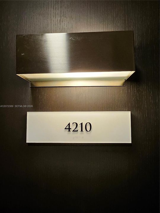 В аренду: $4,500 (1 спален, 2 ванн, 1031 Квадратных фут)
