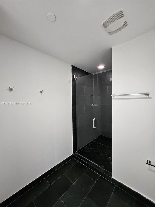В аренду: $4,500 (1 спален, 2 ванн, 1031 Квадратных фут)