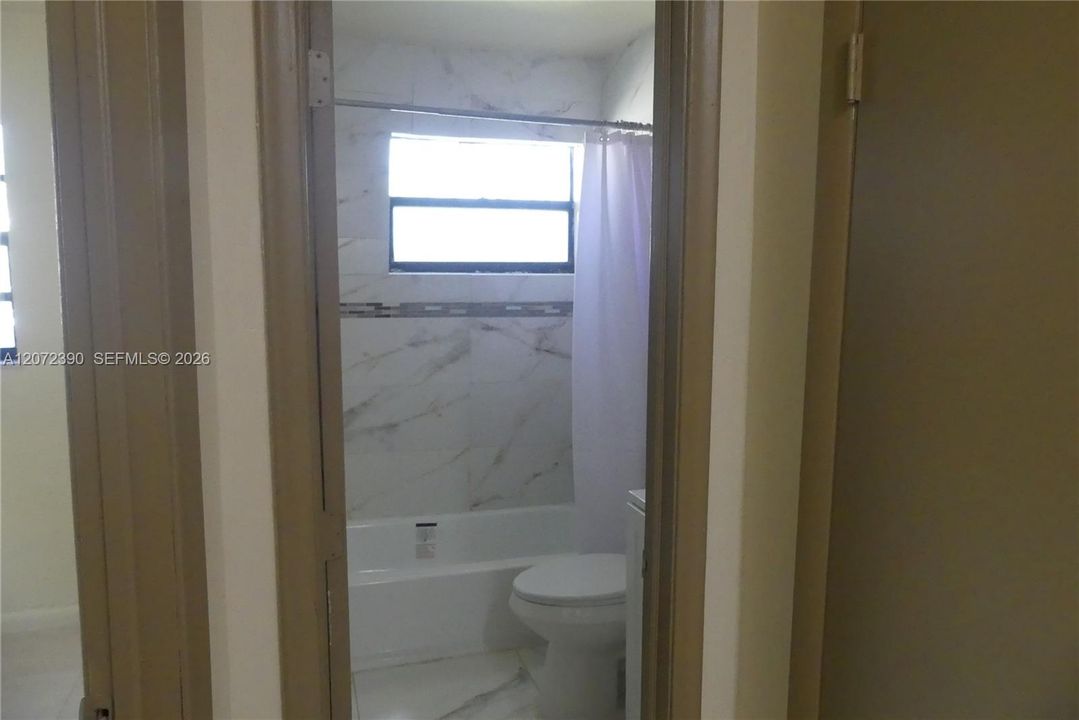 For Rent: $3,150 (3 beds, 2 baths, 1681 Square Feet)