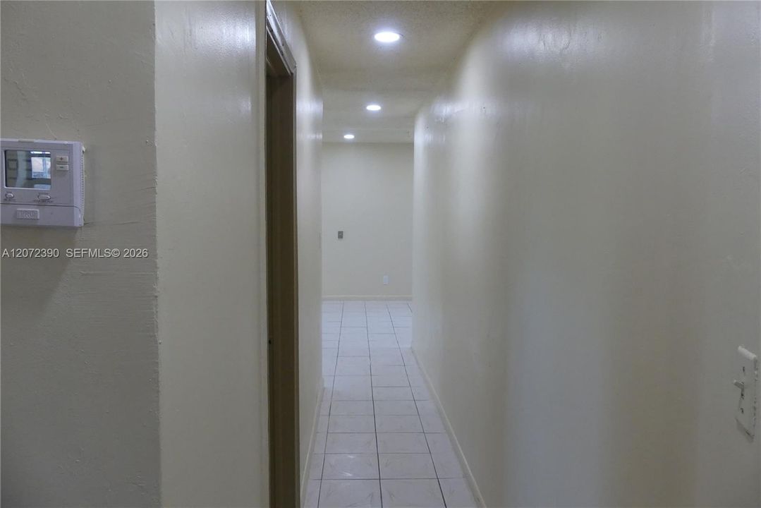 For Rent: $3,150 (3 beds, 2 baths, 1681 Square Feet)