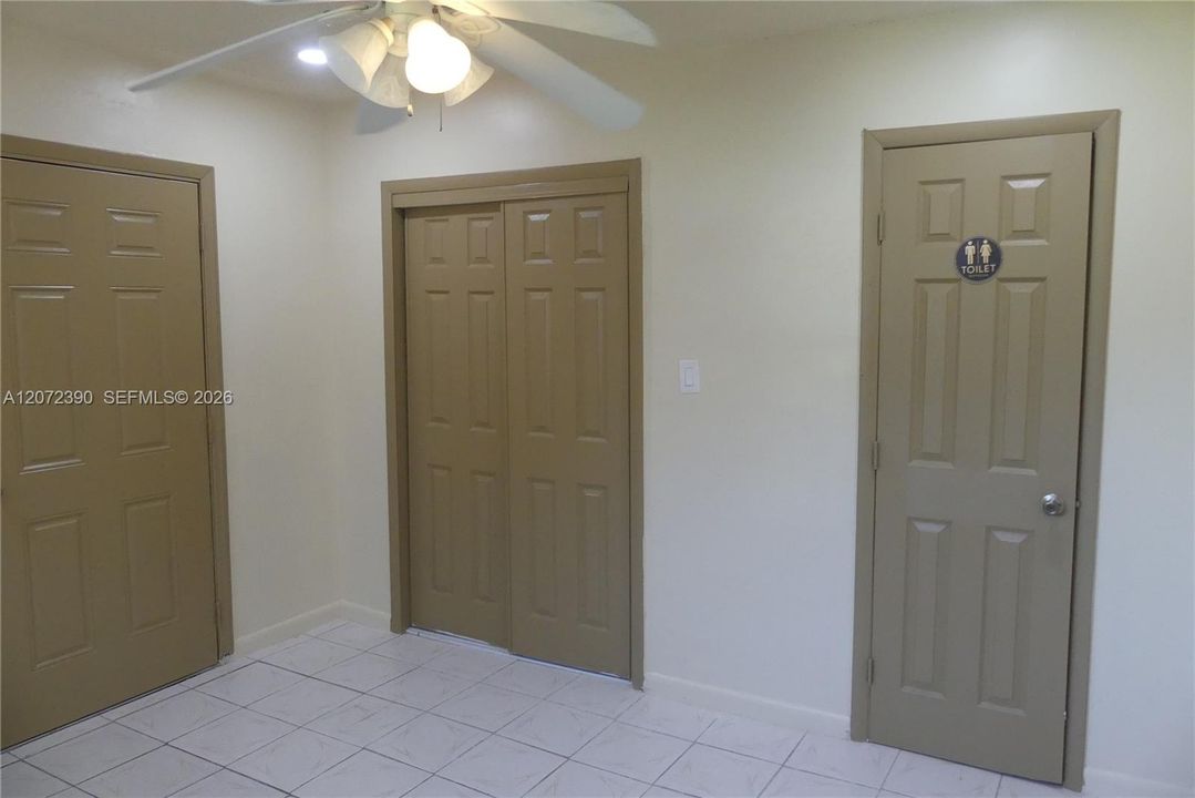 For Rent: $3,150 (3 beds, 2 baths, 1681 Square Feet)