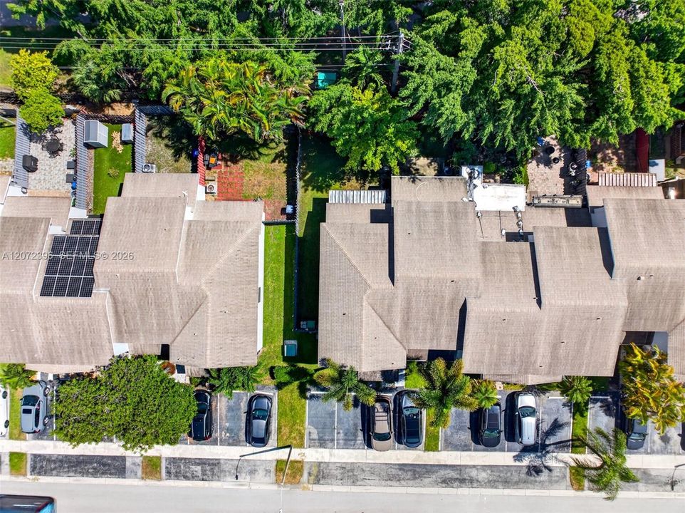 For Sale: $395,000 (2 beds, 2 baths, 1224 Square Feet)