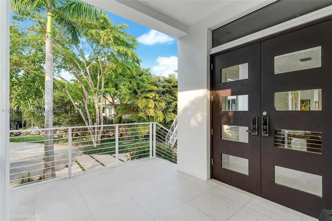 For Sale: $14,750,000 (6 beds, 6 baths, 9561 Square Feet)