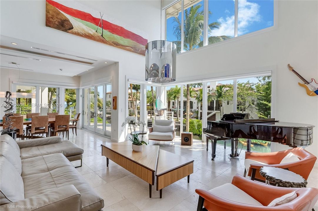 For Sale: $14,750,000 (6 beds, 6 baths, 9561 Square Feet)