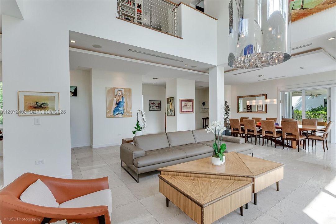 For Sale: $14,750,000 (6 beds, 6 baths, 9561 Square Feet)