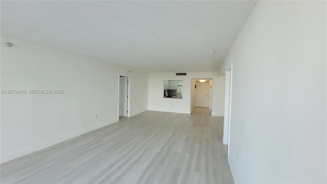 В аренду: $2,900 (2 спален, 2 ванн, 1139 Квадратных фут)