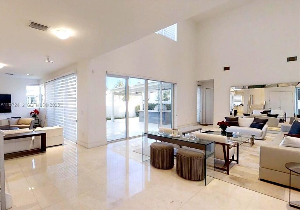 For Sale: $2,325,000 (6 beds, 7 baths, 4874 Square Feet)