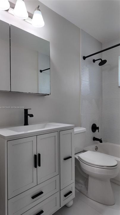 В аренду: $3,200 (2 спален, 1 ванн, 900 Квадратных фут)