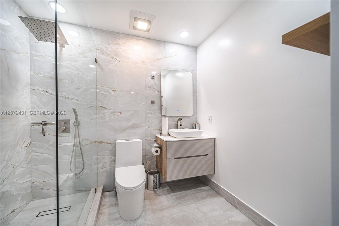 For Sale: $899,000 (4 beds, 3 baths, 3184 Square Feet)