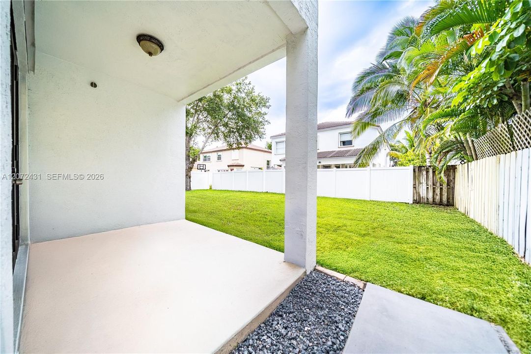 For Sale: $899,000 (4 beds, 3 baths, 3184 Square Feet)