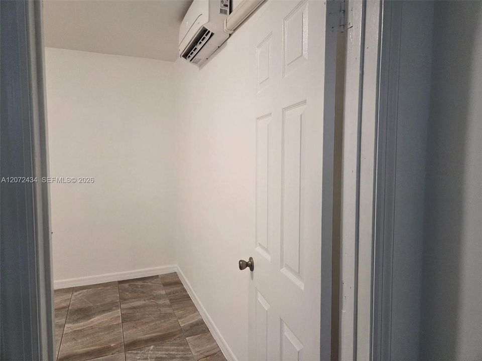 En Renta: $2,700 (3 camas, 1 baños, 2904 Pies cuadrados)
