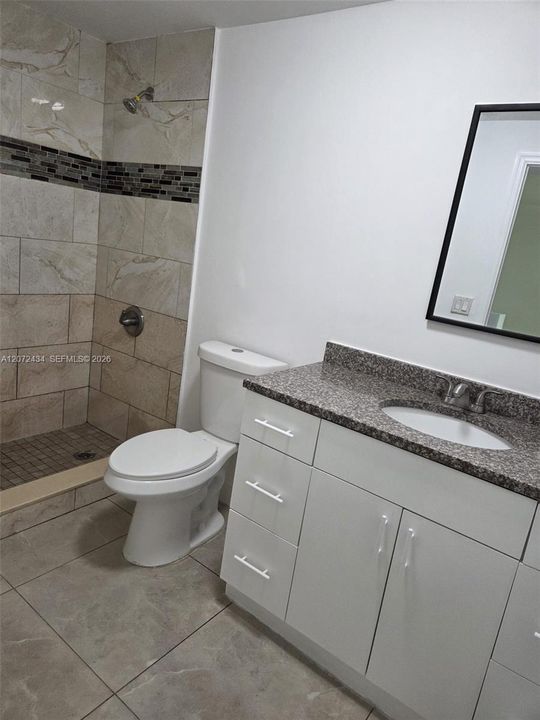 En Renta: $2,700 (3 camas, 1 baños, 2904 Pies cuadrados)