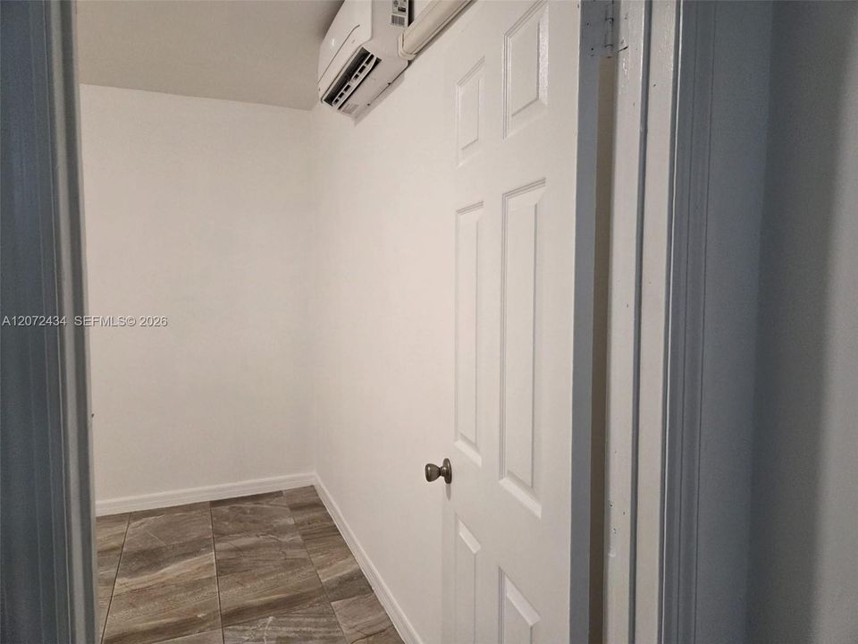 En Renta: $2,700 (3 camas, 1 baños, 2904 Pies cuadrados)