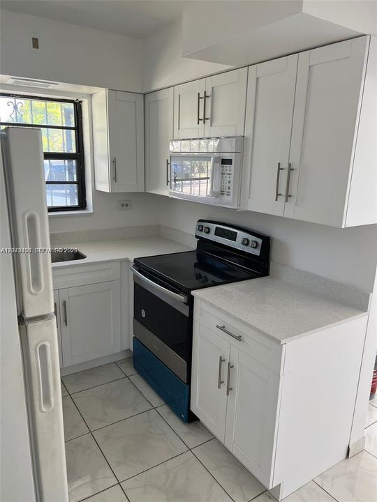 В аренду: $1,650 (2 спален, 2 ванн, 1118 Квадратных фут)