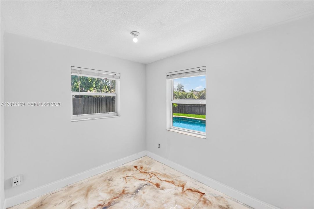 For Sale: $575,000 (4 beds, 2 baths, 2102 Square Feet)
